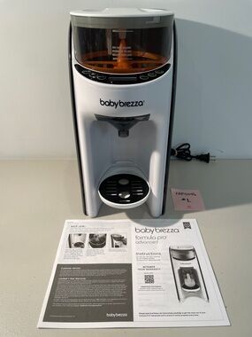 Baby Brezza Formula Pro Advanced Dispenser Machine - WORKS GREAT!